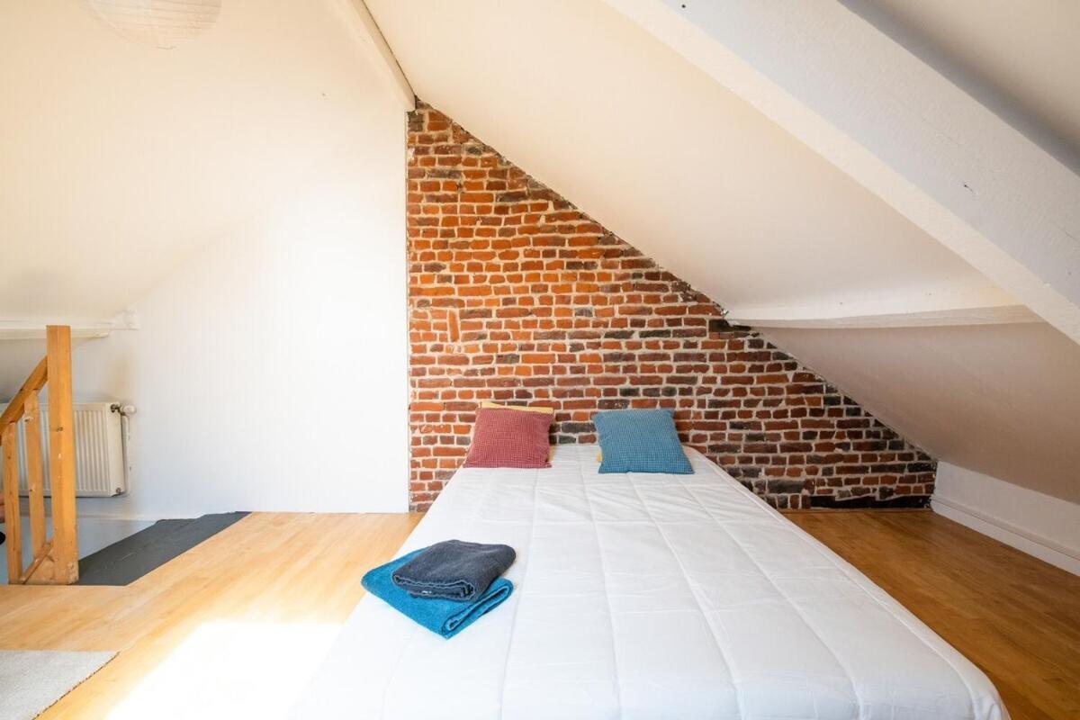 Maison Cosy 4 Chambres, Terrasse, Garage Prive Croix Exteriör bild
